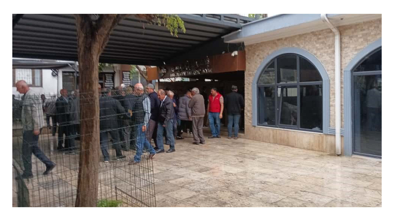 Eşi tarafından öldürülmüştü: Kocaeli'de toprağa verildi