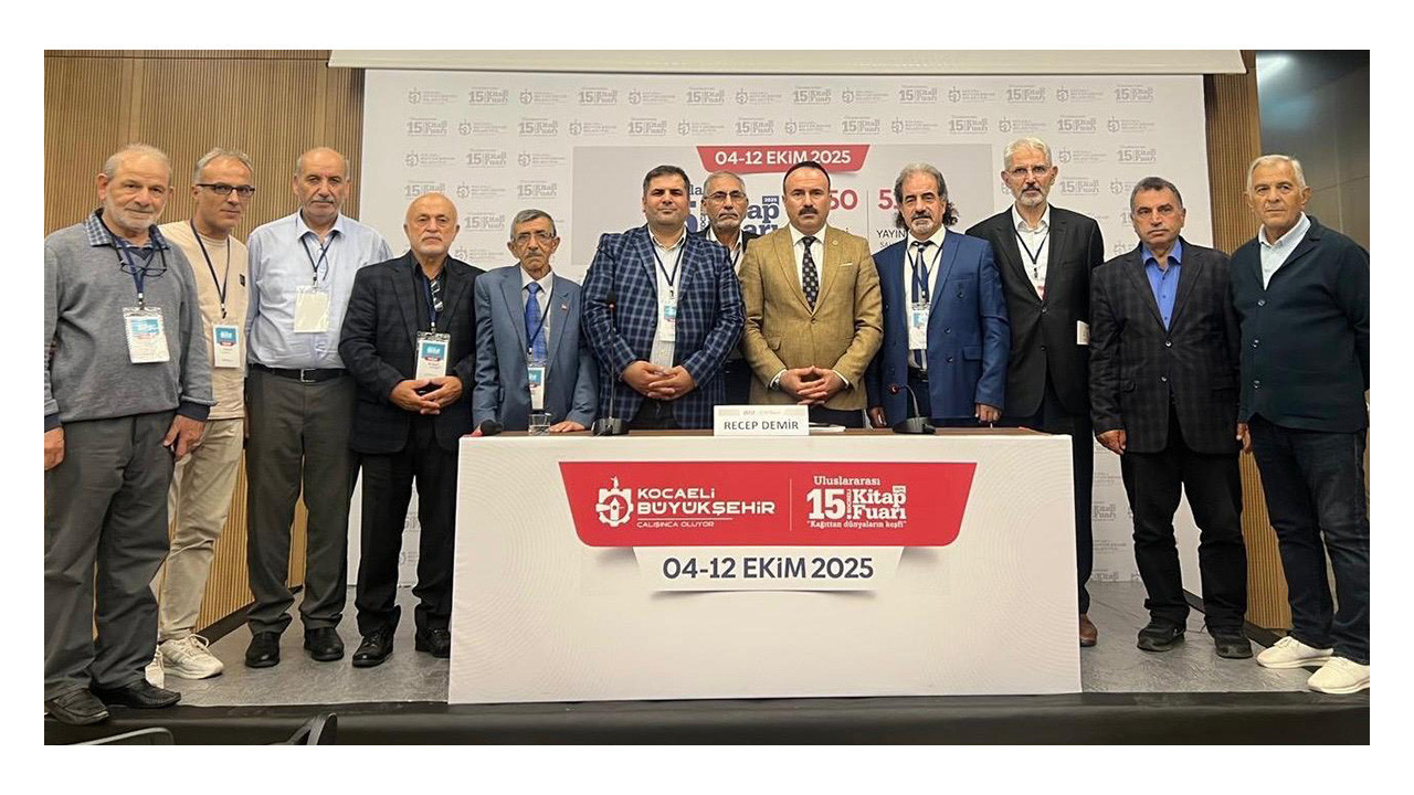 Kitap Fuarı’na yazarlar söyleşileriyle güç veriyor