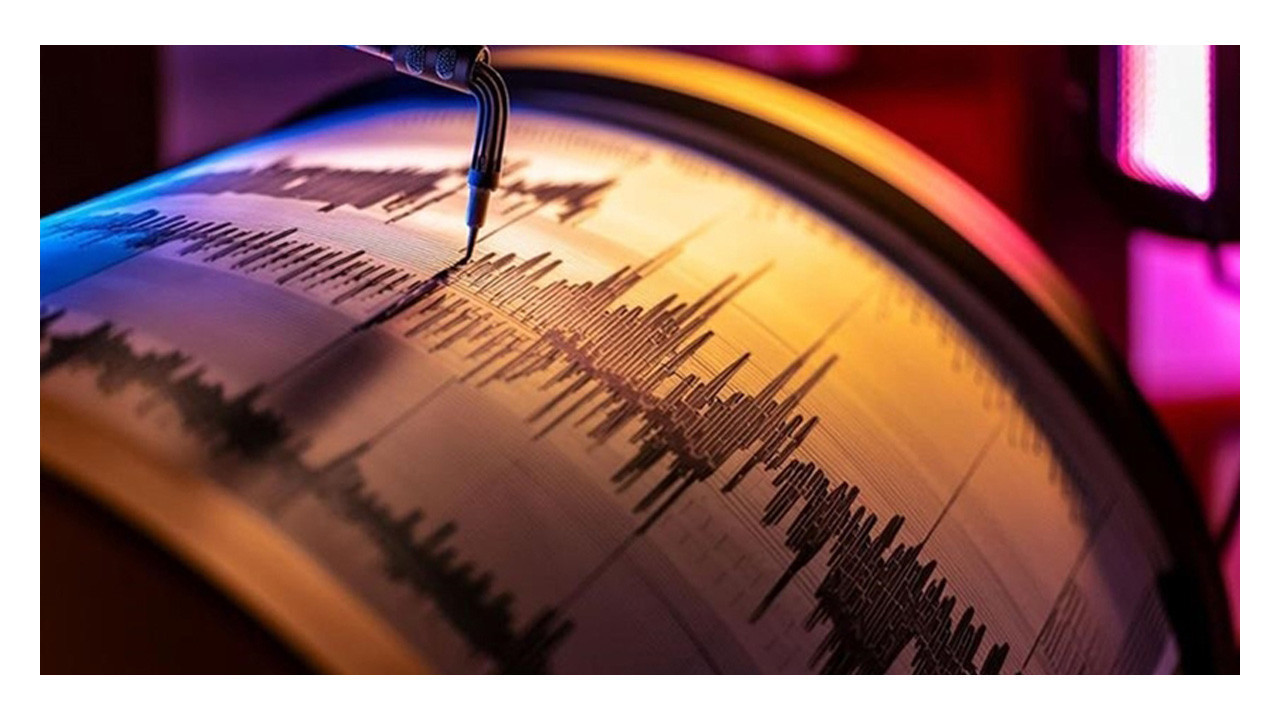 Balıkesir'de korkutan deprem