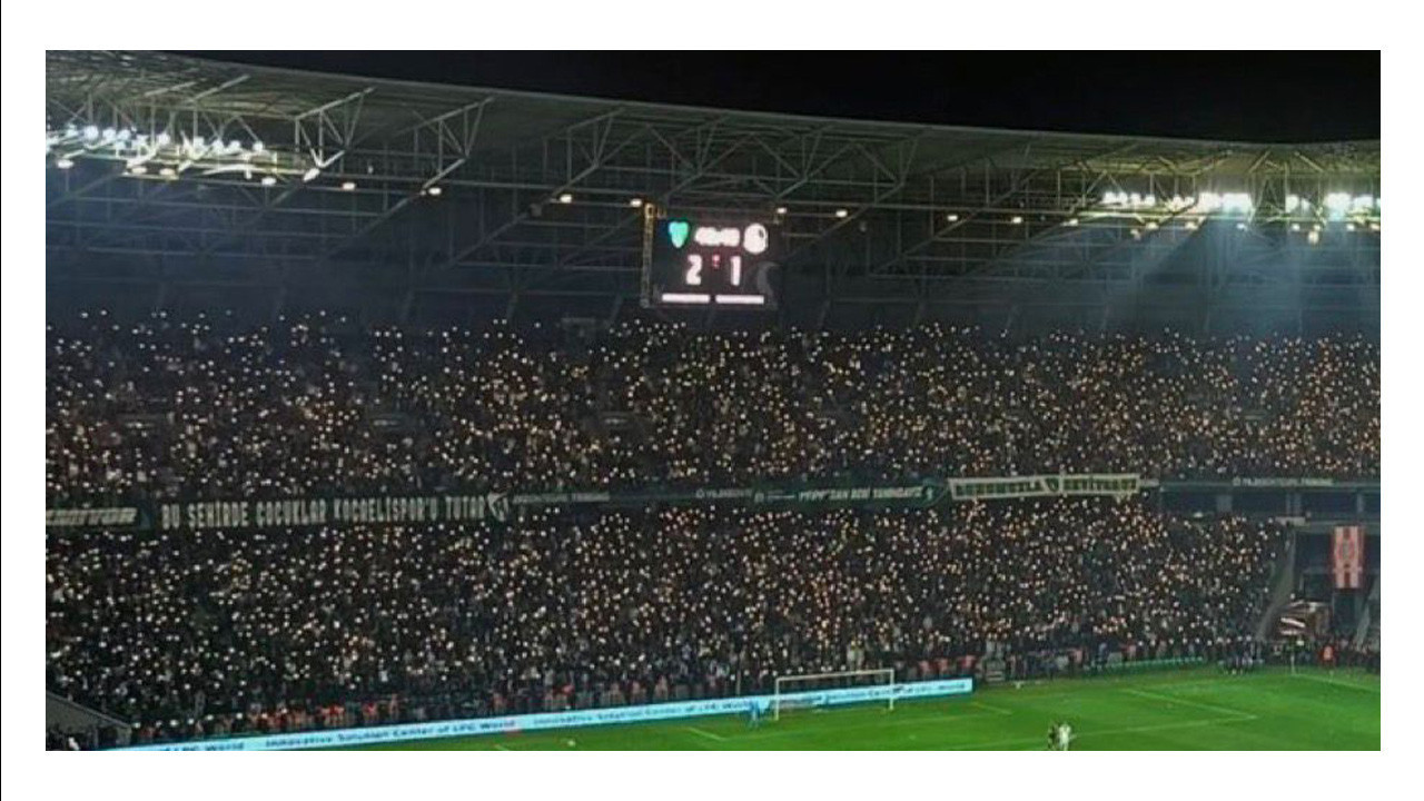 Kombine satışları durdu! Kocaelispor taraftarı tribünleri doldurdu