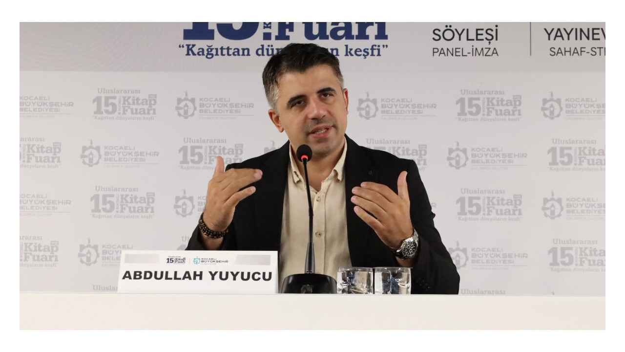 Kitap Fuarı’nda konuşan yazar “Allah insanı dua için yaratmıştır”