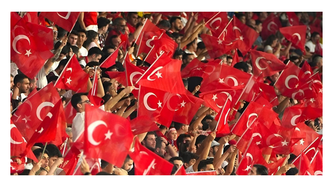 Kocaeli'deki milli maça 9 bin liraya bilet aldı! Dolandırıldı...