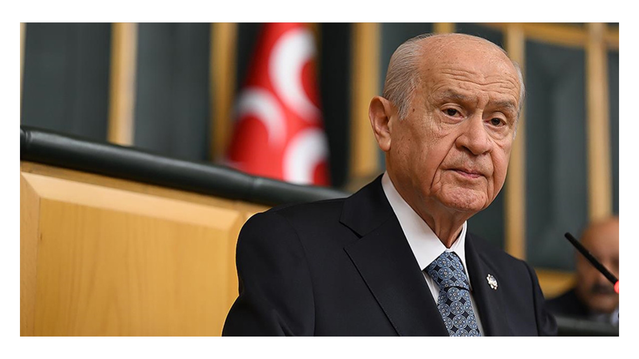Bahçeli’den flaş mesajlar. Alevi açılımı mı geliyor?