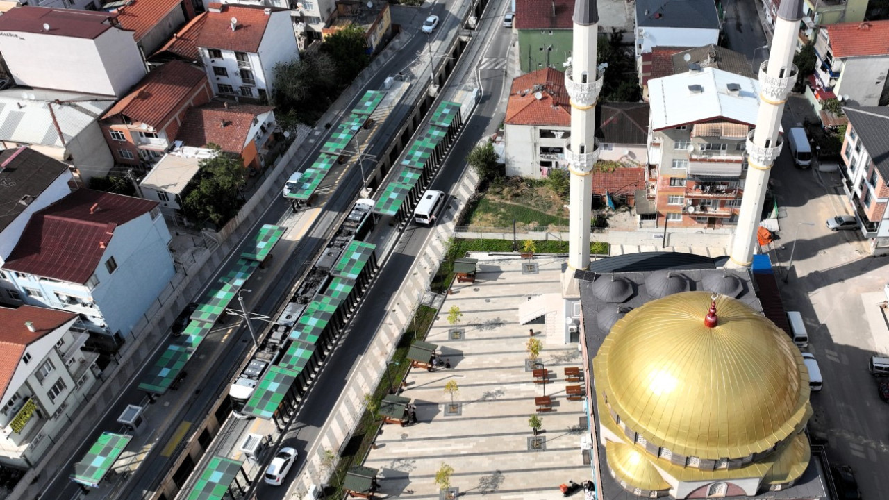 İzmit Başaran Camii Meydanı yeniledi