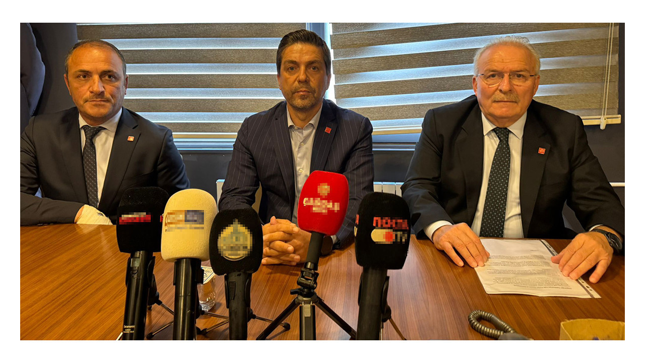 Sarı ve İşeri omuz omuza. CHP Kocaeli'de iki güçlü aday resmen birleşti