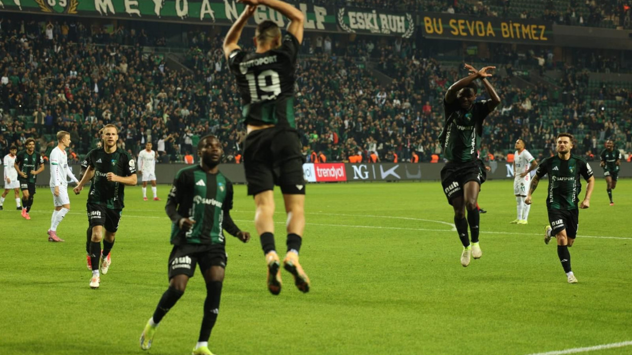 Bu şehir inandı: Kocaelispor yeniden doğuyor!