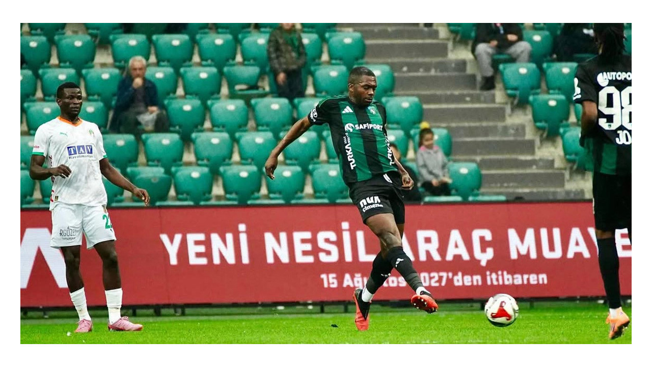 Kocaelispor’da moraller zirvede: Dijksteel’den zafer pozu