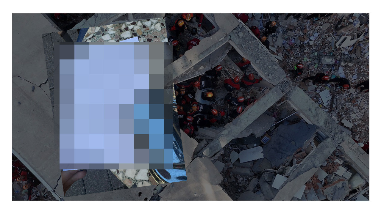 Gebze’de çöken binanın ardından İzmit sokaklarına bu afişi dağıttılar