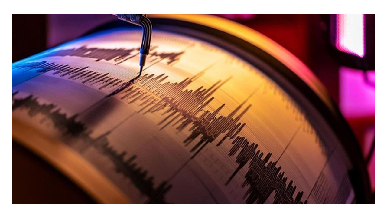 Balıkesir'de korkutan deprem!