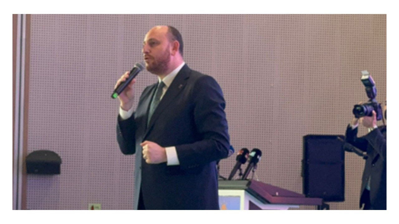 Teşkilat Başkanı “Reisi ara” diyen AKP’li gençlere bakın ne dedi!