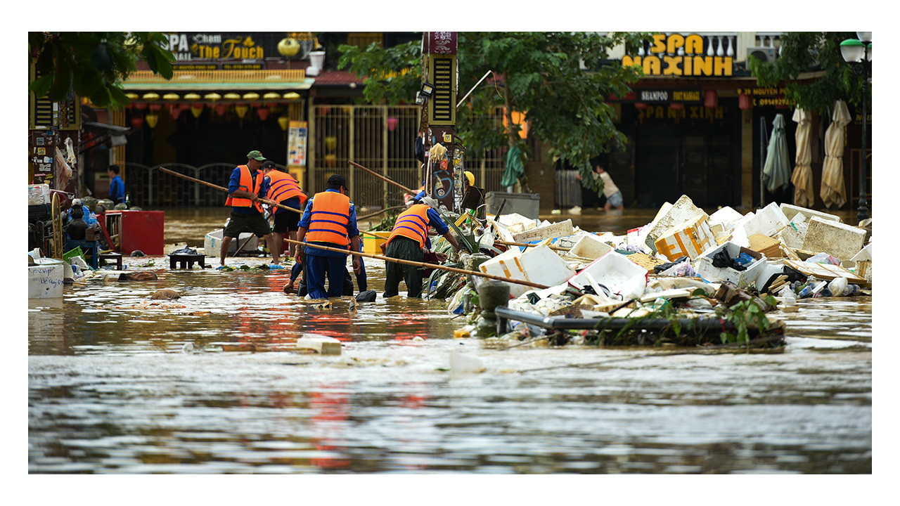 Vietnam'daki selde can kaybı 35'e yükseldi