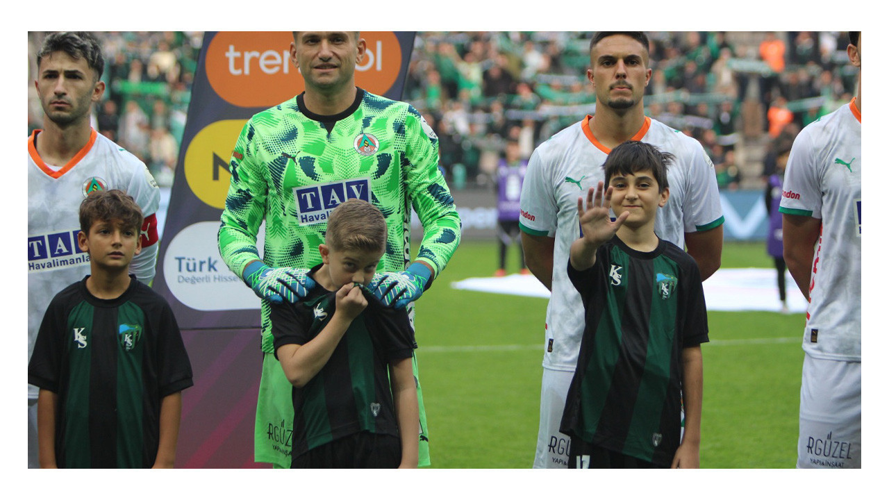 Kocaelispor – Galatasaray maçında seremoni ücreti dudak uçuklattı!