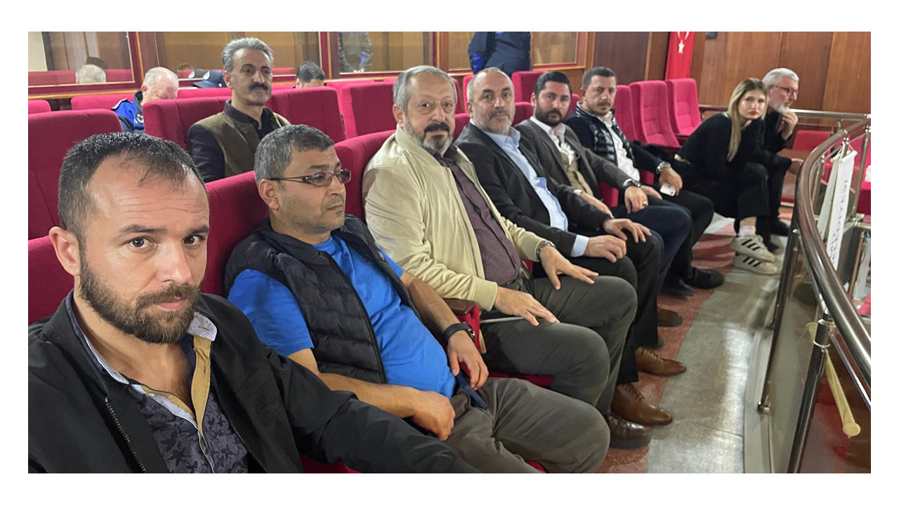 MHP'liler İzmit meclisini es geçmiyor