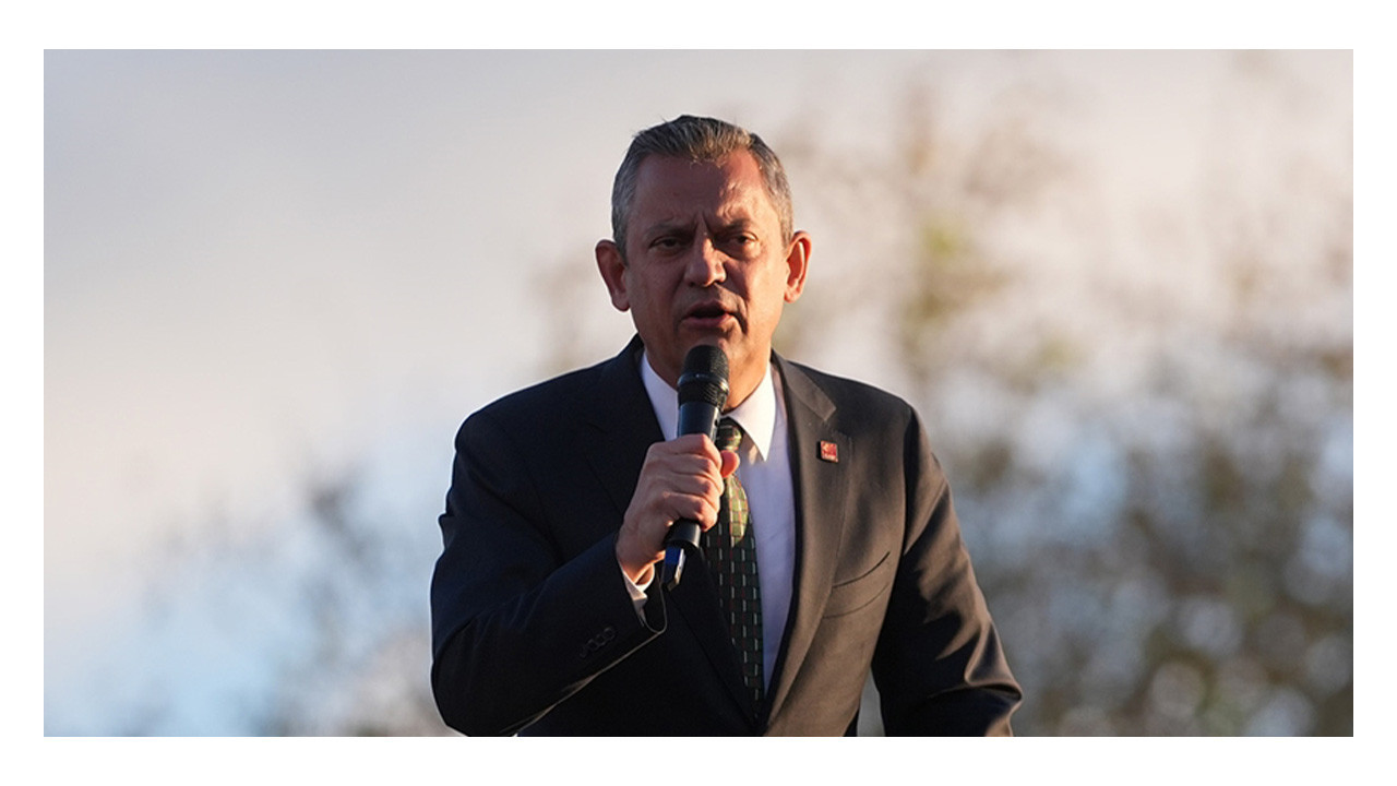 Özgür Özel ’den Aziz İhsan Aktaş hakkında flaş iddia! "Kaçtığı söyleniyor"