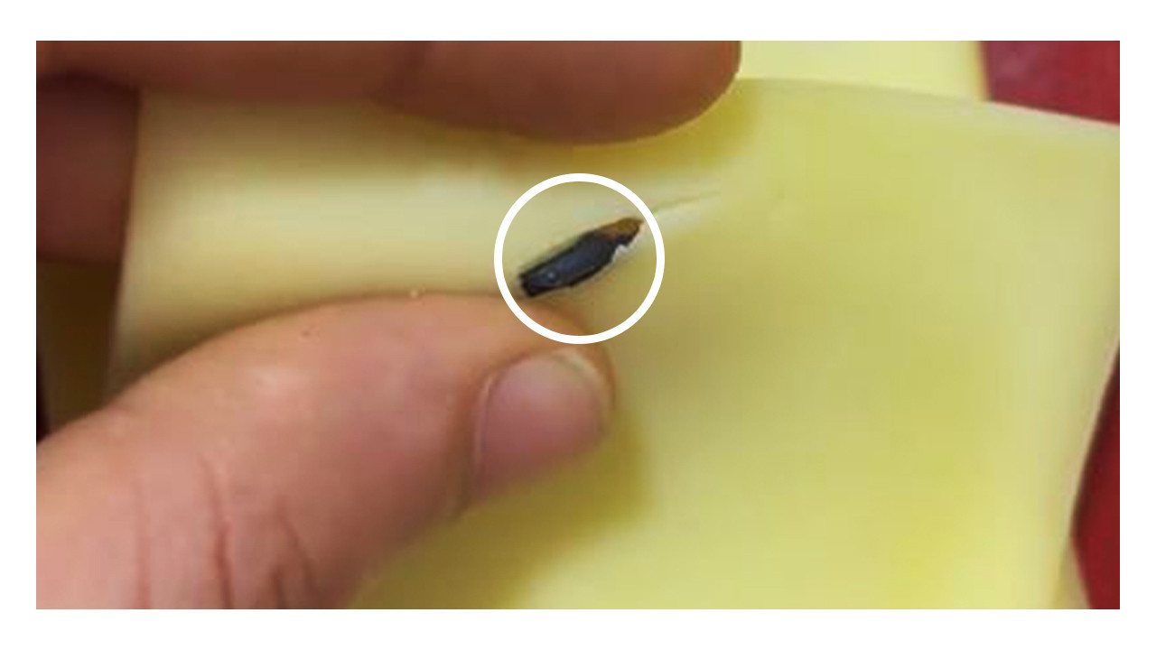 Kocaeli’de aldığı kaşarın içinden çıkan şey şok etti!