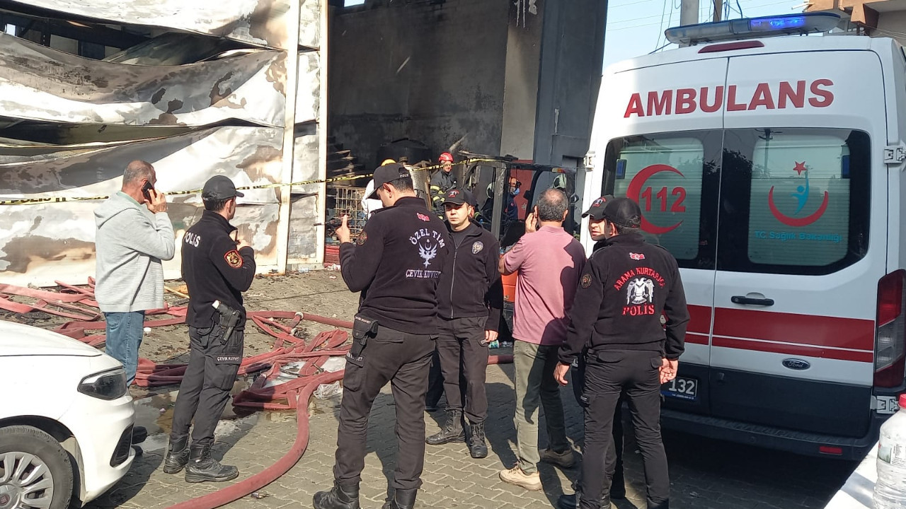 Yangında hayatını kaybedenlerin cenazeleri çıkarıldı