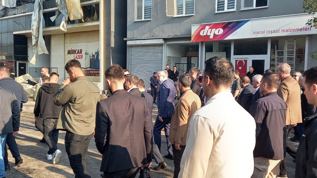 Çalışma Bakanı Işıkhan Dilovası’nda olay yerine geldi