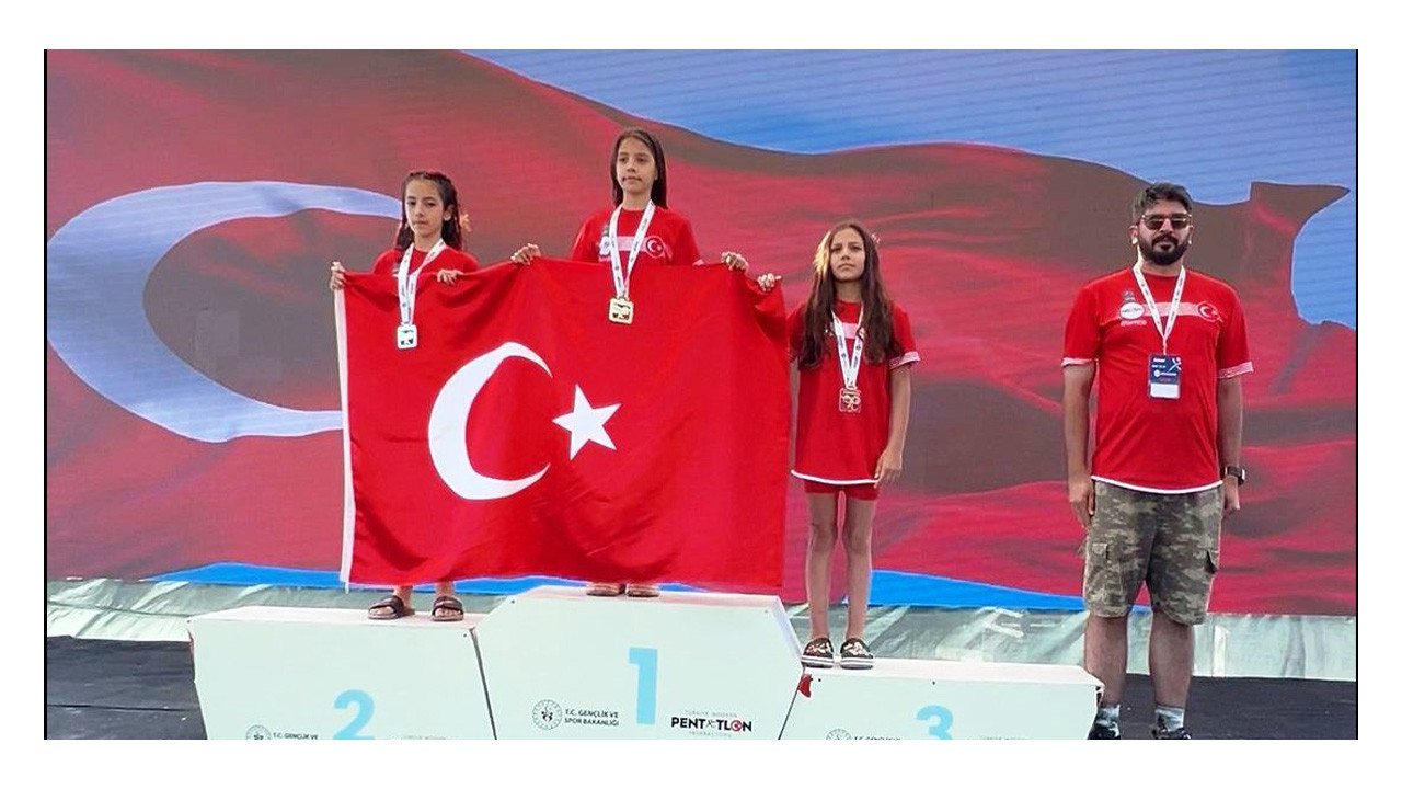 Kocaelili Deva Avrupa üçüncüsü oldu!