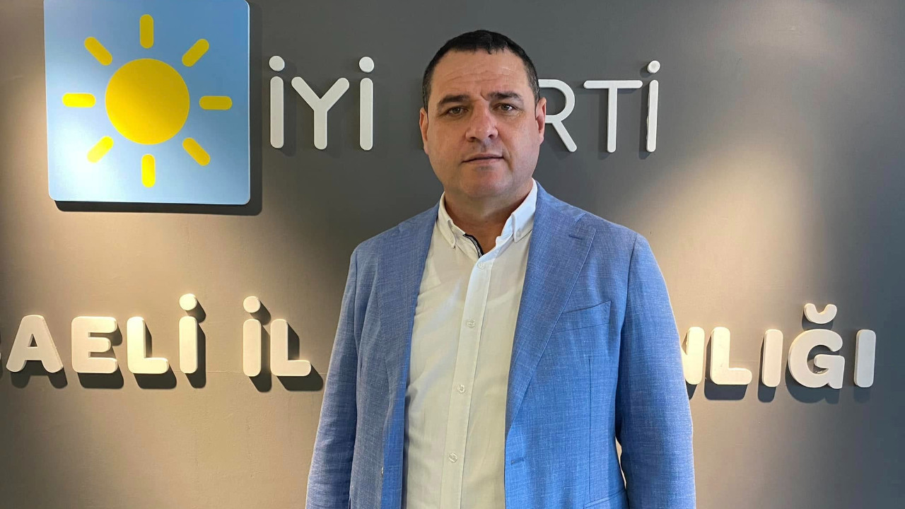 Nusret Acur babasını kaybetti