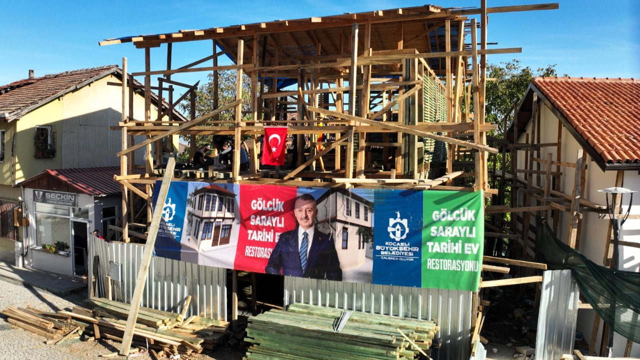 Kocaeli’deki tarihi yapıda restorasyon sürüyor