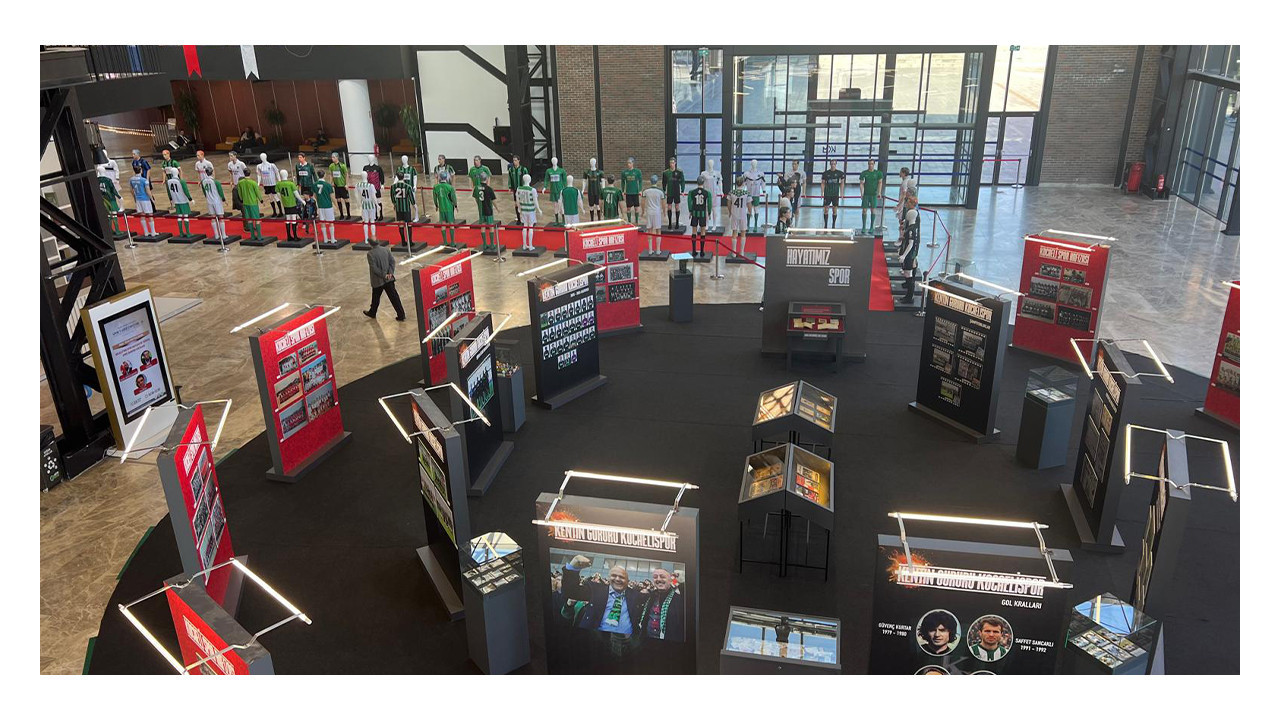 Sempozyumun son gününde Kocaelispor coşkusu