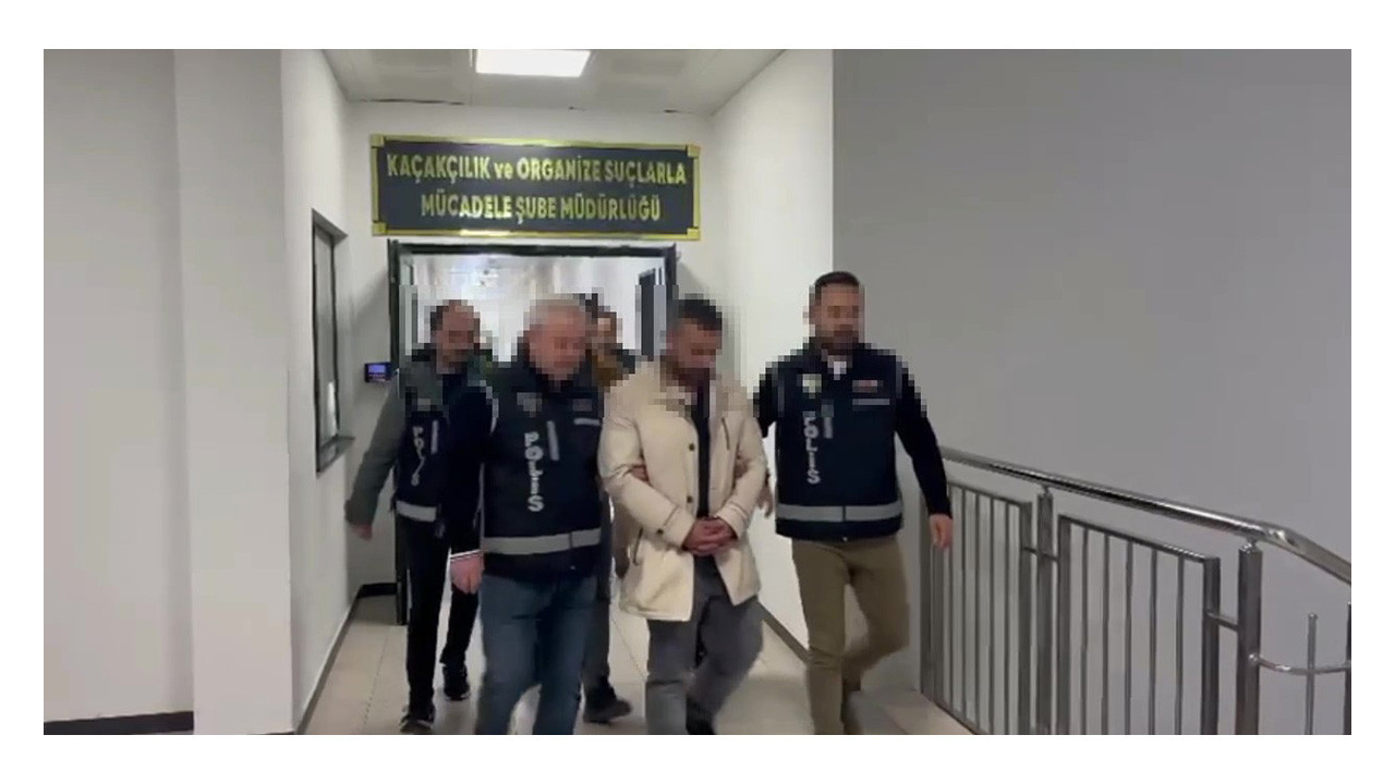 Kocaeli'de kaçakçılık operasyonu: 3 gözaltı