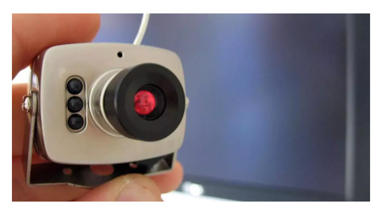 Uzmanlar açıklıyor: Gizli kameraları tespit etmenin iki pratik yolu