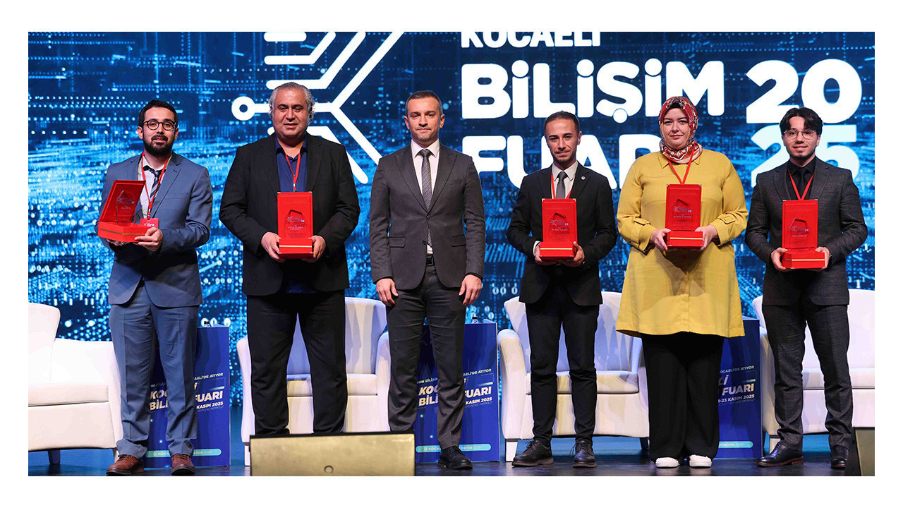 Kocaeli’de ‘dijital savaşlar’ ve ‘adalet’ konuşuldu