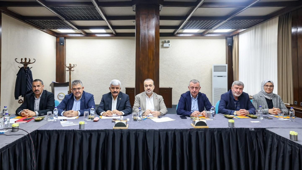 AKP Kocaeli’de 8 ilçe için kritik toplantı