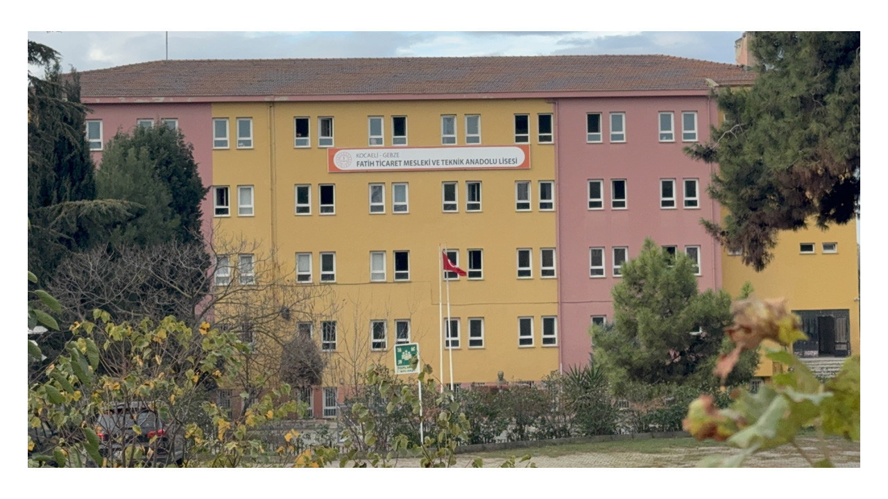 Buna artık "dur" deyin Kocaeli'de 15 öğrenci daha zehirlendi!