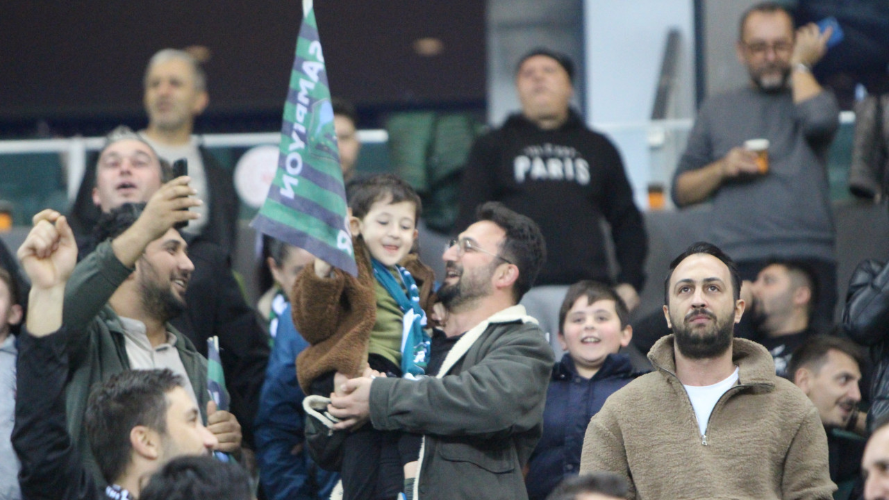 Amatörden Süper Lig’e: Sadakatin adı Kocaelispor taraftarı!