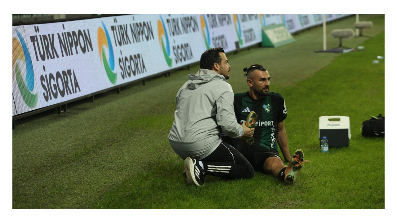 Serdar Dursun camiadan özür diledi