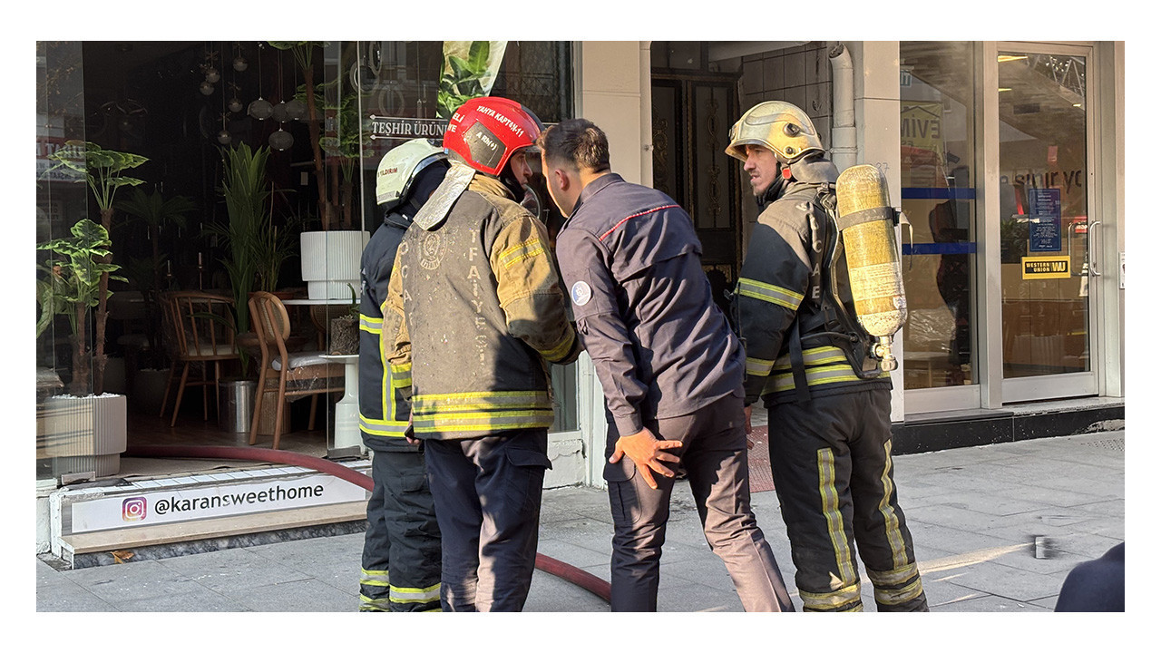 İzmit'in göbeğinde korkutan yangın