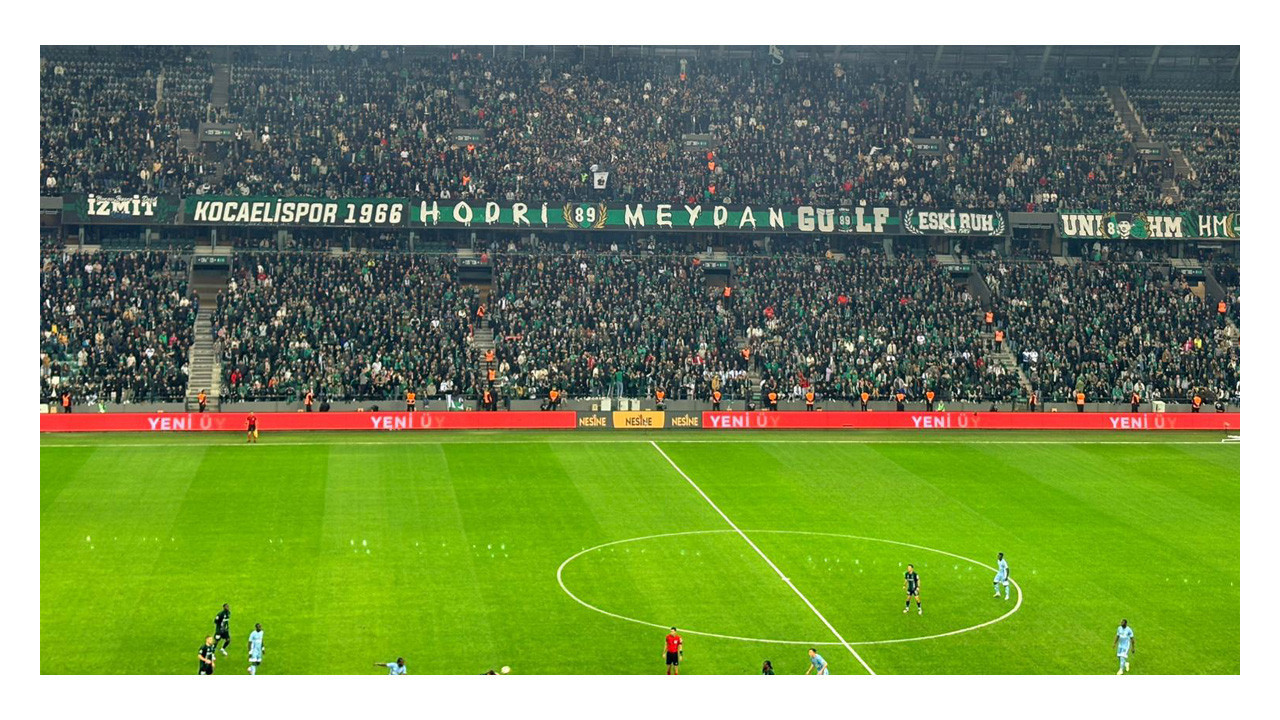 İzmit ayağa kalktı! 25 bin kişi Kocaelispor’un yanında