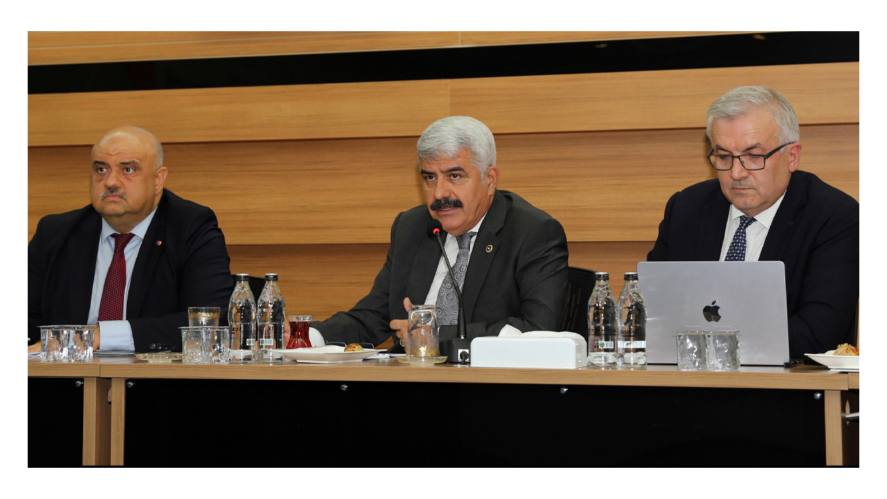 Kocaeli'de 17 özel hastane temsilcisi AKP'li Hülagü'ye taleplerini iletti!