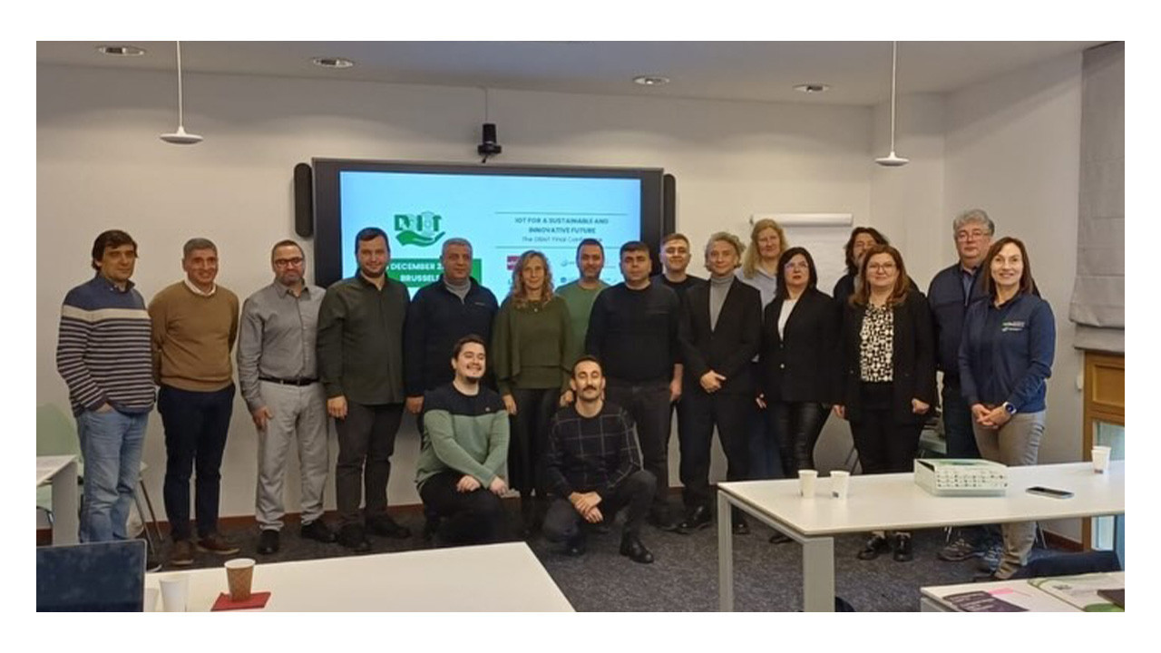 Darıca’da 19 okula 31 set kazandırıldı