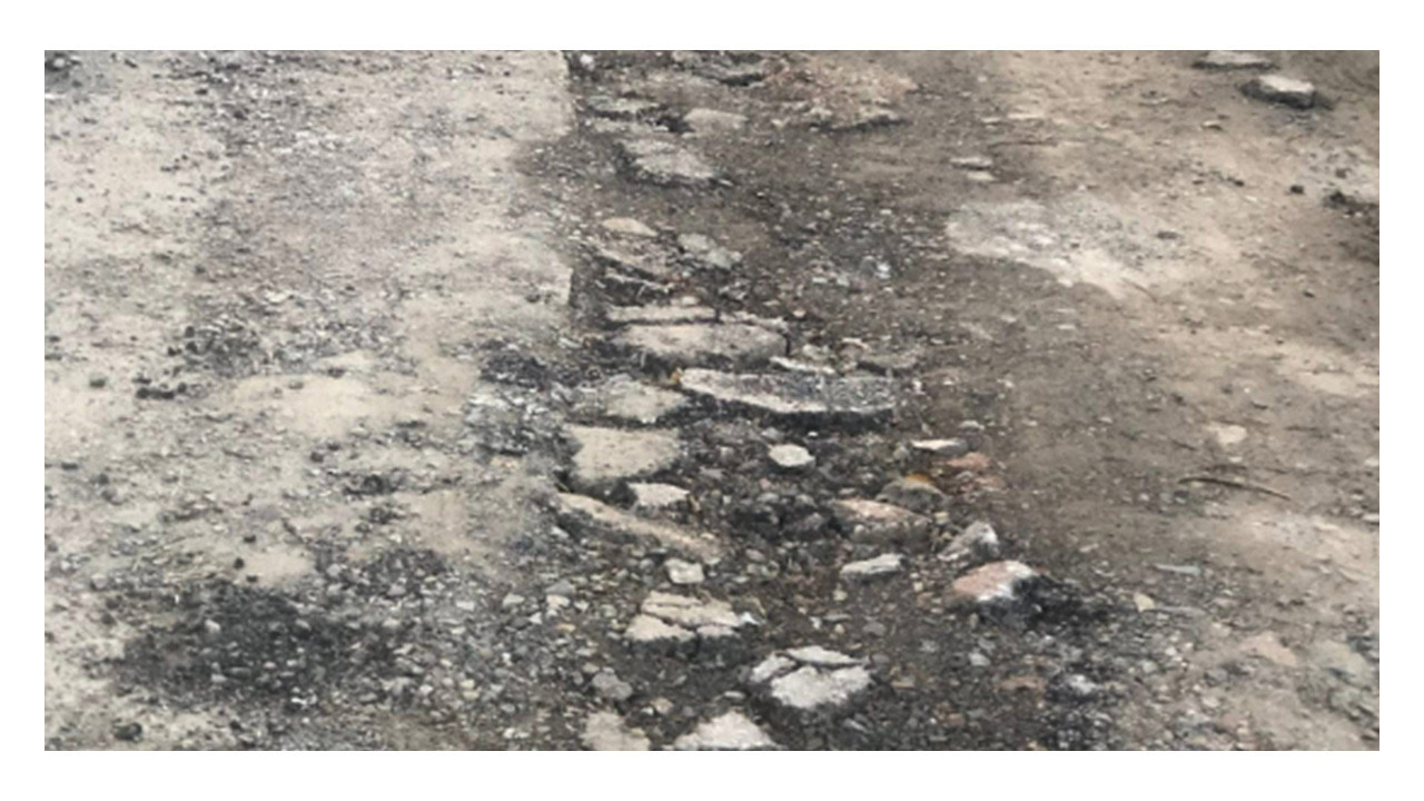 Buradan insan yürüyemez araç nasıl geçsin?