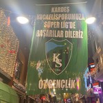 Kocaelispor’un kardeşinden bayrak jesti