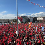 CHP'liler alanı doldurdu