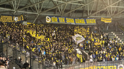 Fenerbahçe taraftarı tribünü doldurdu