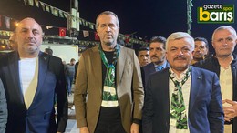Efsane Kaptan kutlamalardaydı