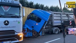 Kocaeli TEM Otoyolu’nda zincirleme kaza