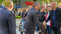 MHP’liler, CHP’lilere çay ısmarladı