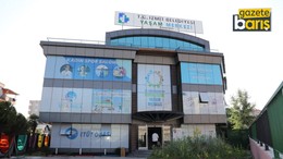 İzmit Belediyesinin ruhsata aykırı yapısı vatandaşı bezdirdi