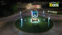Stat kavşağını Kocaelispor’un arması aydınlatıyor