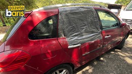 İzmit'te ipini koparan boğa otomobilin üzerine düştü