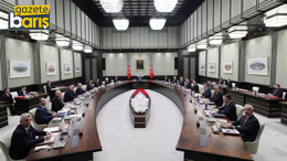 Kabine toplanıyor