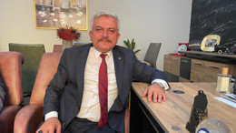 Tuncay Batı: İki belediyeye talip olurum!