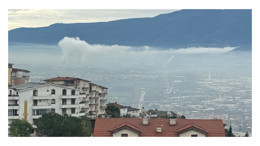 Bulut değil fabrika dumanı! İzmit görünmez hale geldi