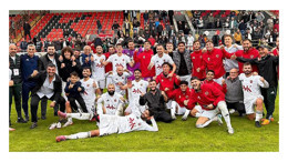 Orhan Yüksel sahneye çıktı, Gölcükspor kazandı